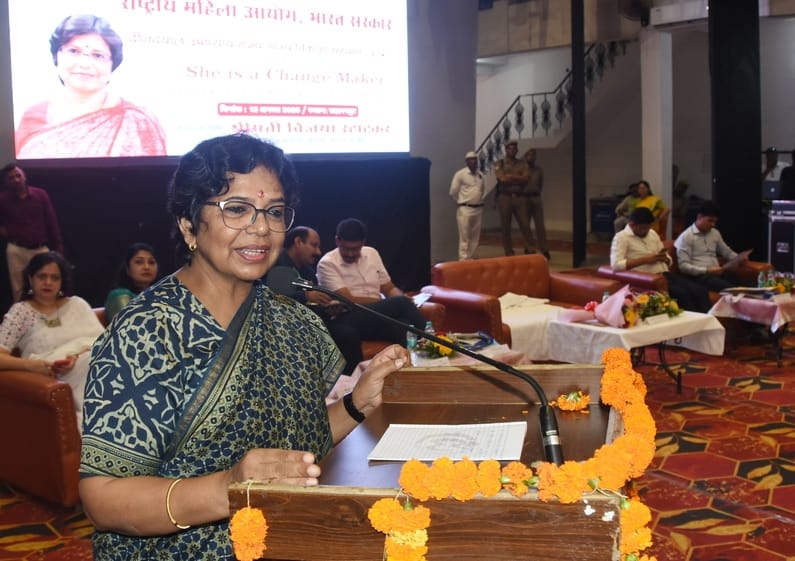 Women public representatives should work themselves with the help of their families: President