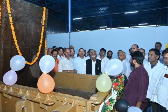 Lucknow's first scrap center started, junk vehicles will be disposed of