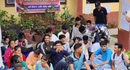 Students got angry due to not getting admission in BA for general and SC category students