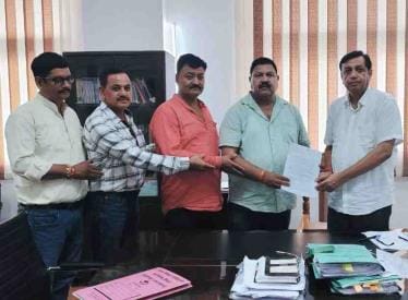 Demanded action from Election Commissioner against those who put sick people on election duty
