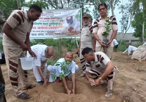 Message of environmental protection given by planting trees