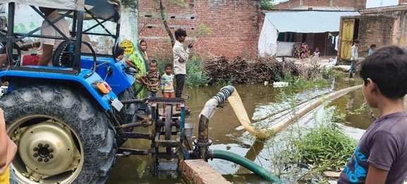 Overflow pond water removed from pumping set