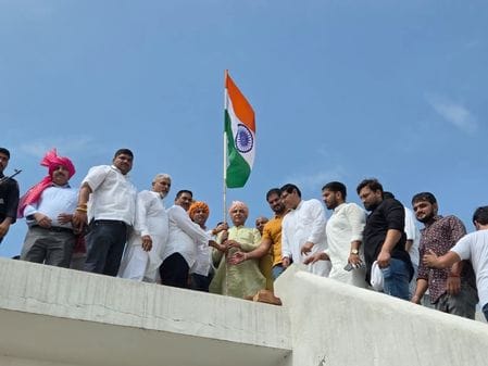 The tricolor reminds us of the sacrifices made for freedom: Baroli
