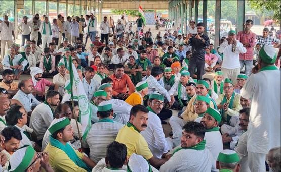 Opposition to the expressway and demand for construction of dam in Bhakiyu's Tiranga Yatra