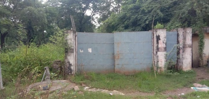 Plots were allotted to three big entrepreneurs without any public notice