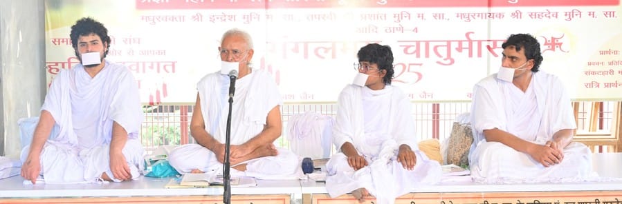 Yamuna is in spate again, villagers are terrified...