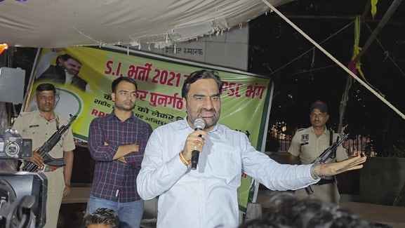 Hanuman Beniwal slams Law Minister Jogaram Patel over SI recruitment remarks