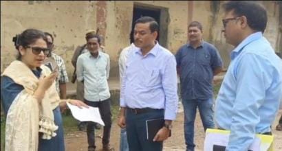 District manager suspended after finding fertilizer dump in PCF godown