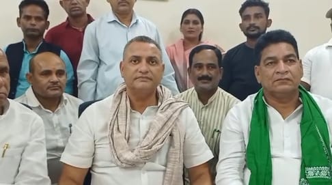 rohtas bihar news: rjd mp called Giriraj Singh a terrorist, political abuse, sasaram news