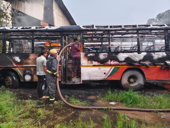 A bus parked in the roadways workshop caught fire, causing panic