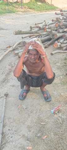 Villagers living on the river bank are worried, more than 700 bighas of land and crops are submerged