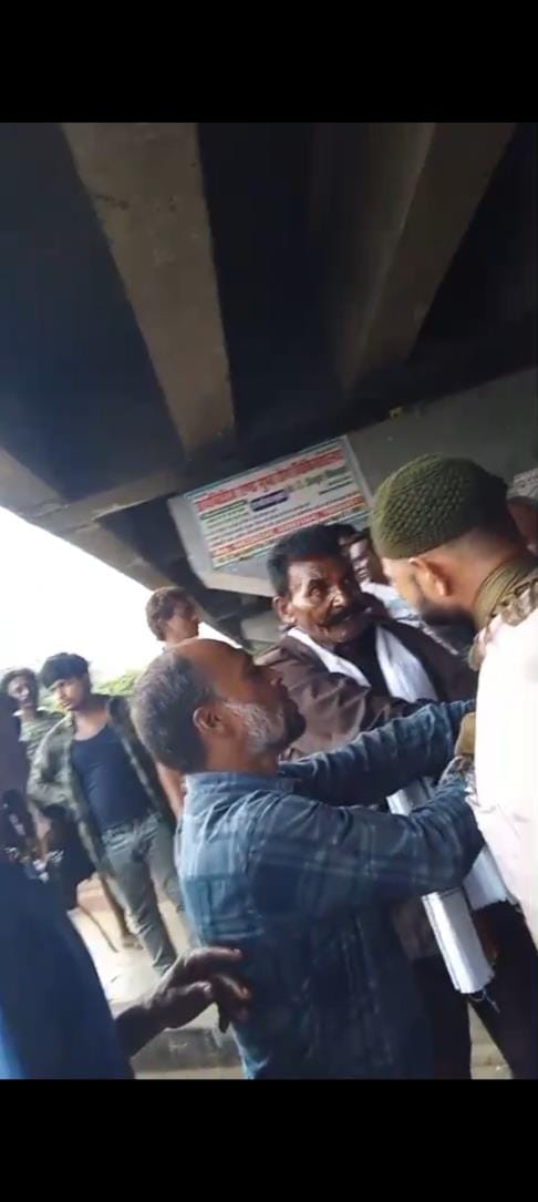 Retired home guard slaps man after an argument, video goes viral