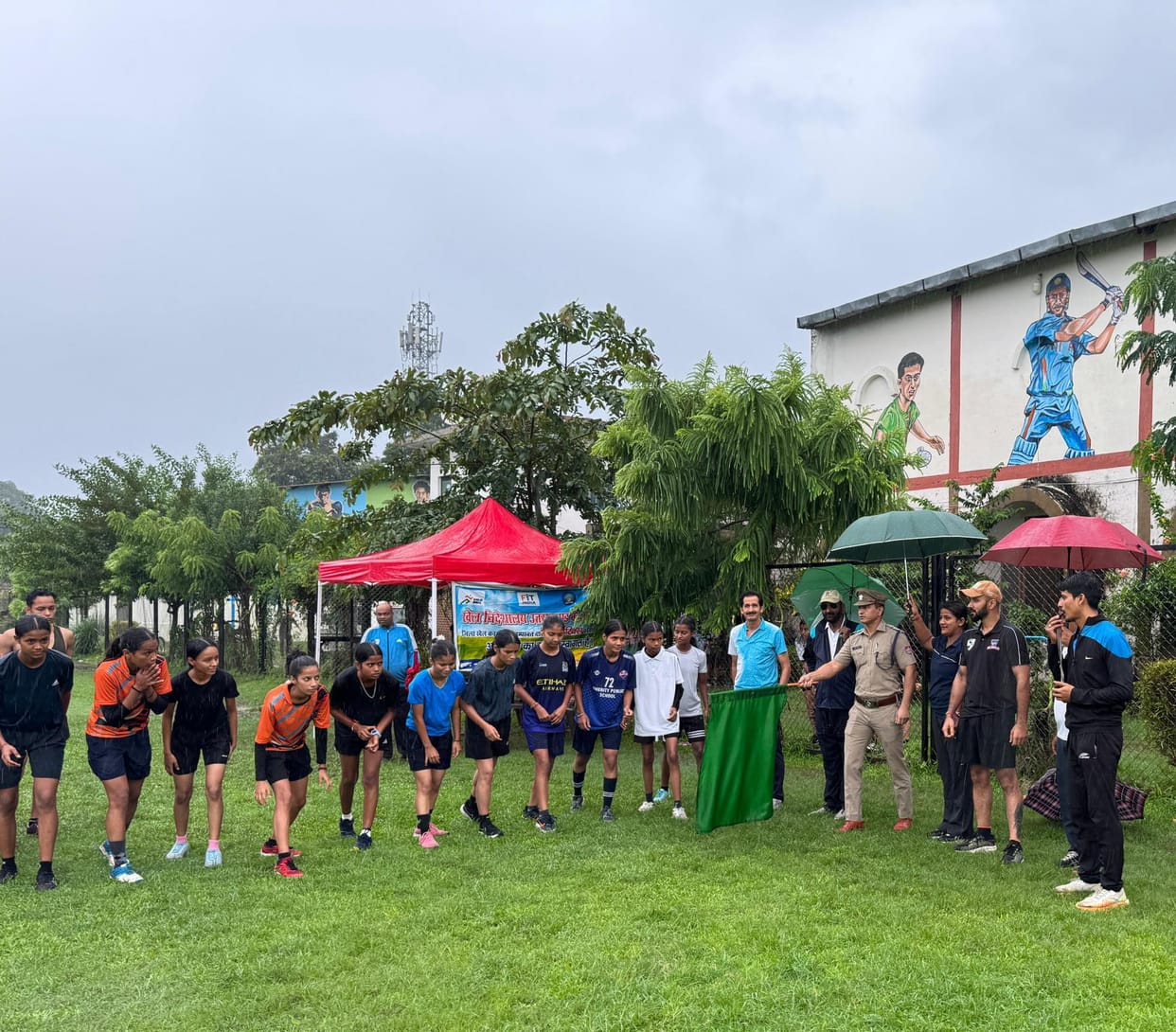 Lalit ran the fastest among senior boys and Prarthana among girls