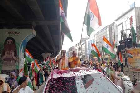 Tiranga Yatra paints the city in patriotic colours
