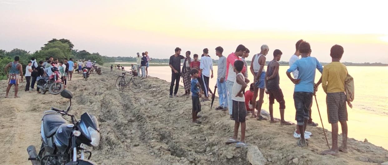 Woman's body found floating in the river