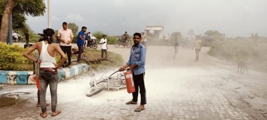 Bike caught fire at petrol pump