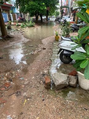 Waiting for road since 15 years, sector residents are upset