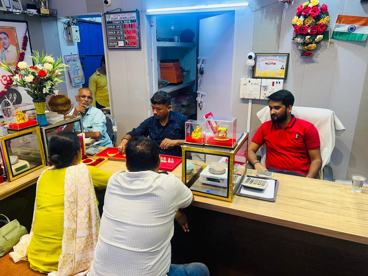 Laddu Gopals crowns cost from eight to 30 thousand