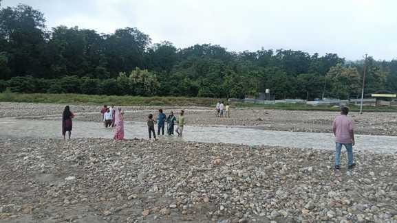 All the rivers of Ghad were in spate during the night