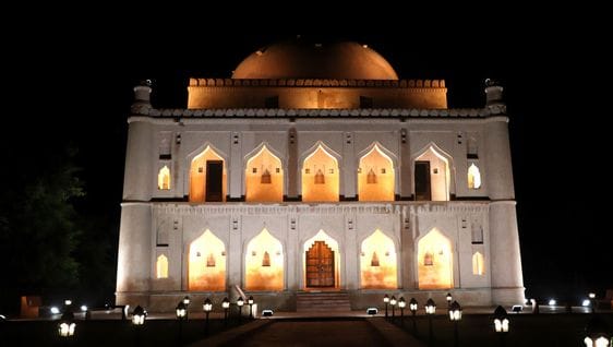 Chor Gumbad lit up with milky light, started attracting people