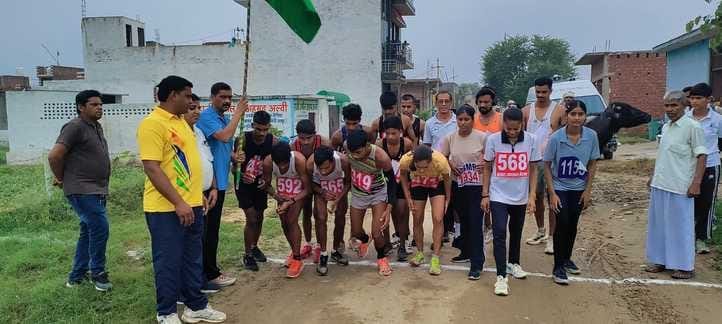 Krishnan and Varsha became winners in cross country race