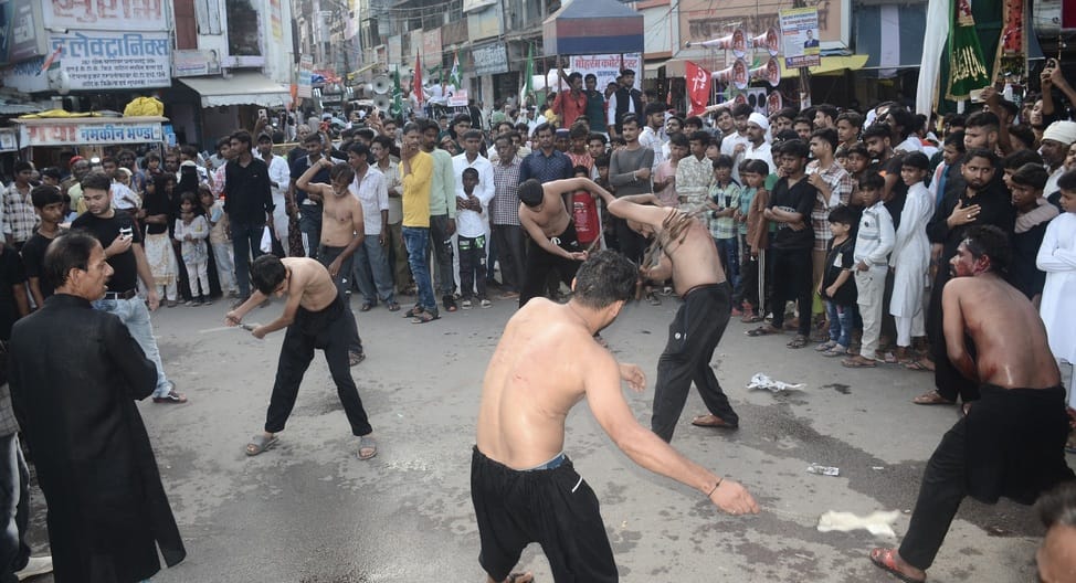 The sounds of Ya Ali or Hussain echoed in the Chehlum procession