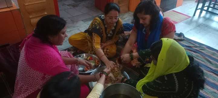 Devotees thronged temples on Janmashtami, tableaus were decorated in the procession
