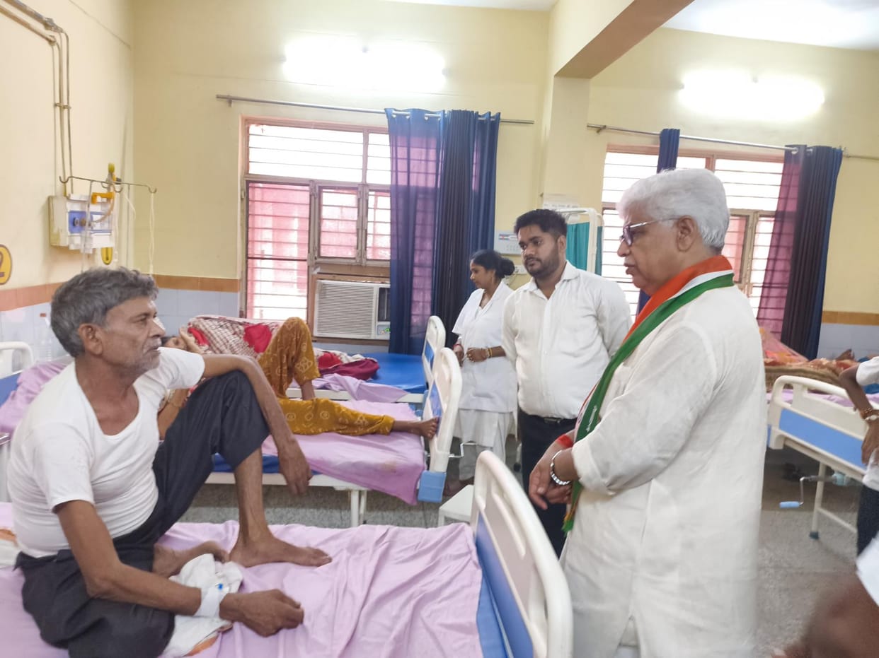 Doctors not found in the emergency ward of 100 bedded hospital