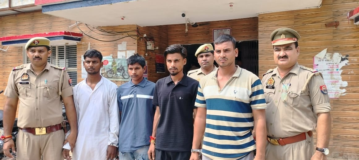 Four criminals involved in robbery with agent arrested after encounter
