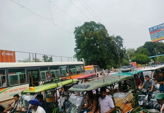 6 thousand e-rickshaws running with 15 hundred registered