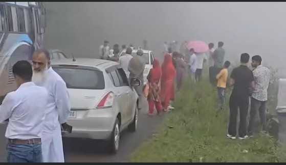 Disasterous rain... Truck stuck in drain, three huts washed away in Tarnah