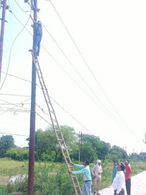 More than 50 faults in 24 hours, electricity workers looked helpless
