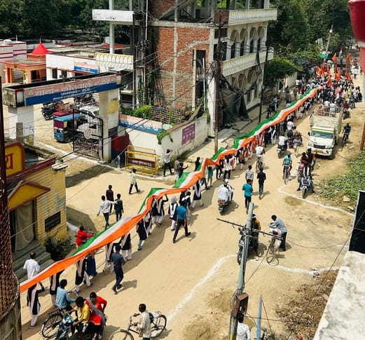 ABVP workers took out a 501 meter long tricolor march