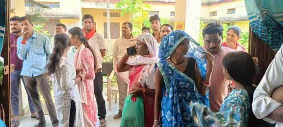 : छात्रावास से लापता पांच छात्राएं मैहर में मिलीं