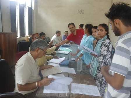 Mission Admission: Lines in colleges for admission on the last day