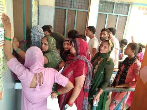 Full time OPD opened after three days holiday, there was a rush of patients