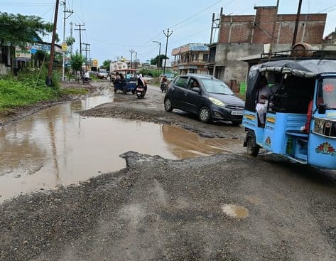 More than 150 potholes on the 1.5 km bypass