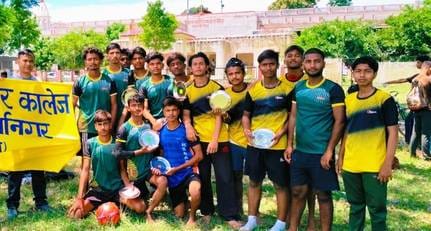 Sampurnanagar team won the football tournament