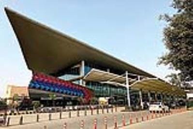 Lucknow News: दिल्ली, मुंबई की चार उड़ानें हुईं बहाल Four flights to Delhi, Mumbai restored