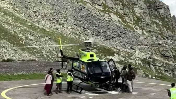 93 devotees did Manimahesh Yatra in chopper