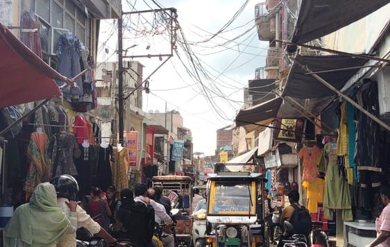 Electric wires hanging on the roads will become an obstacle in the way of Rath Yatra