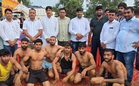 Winners of sports competition were felicitated