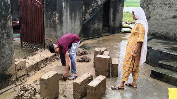 Villagers got angry at irrigation department officials