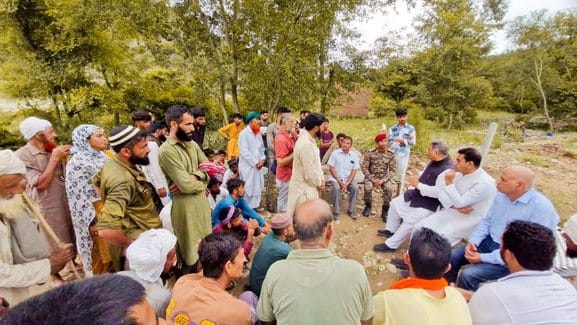 Sat Sharma and Rajiv Jasrotia visited the affected area of Juthana by helicopter