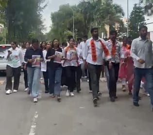 The anger of the students of Kurukshetra University erupted over the murder of teacher Manisha