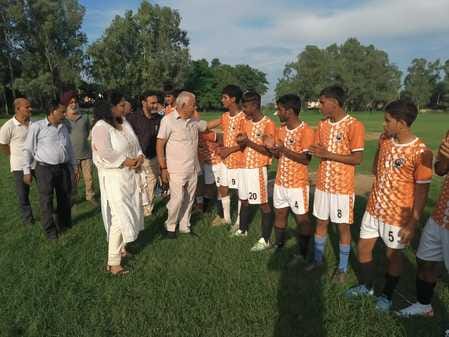 The MLA presented football kits and balls to 25 players