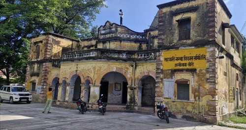 The land of Arnikhana Sugarcane Committee was sold quietly... the matter has now escalated