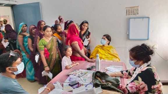 915 patients suffering from seasonal fever reached Lalganj CHC