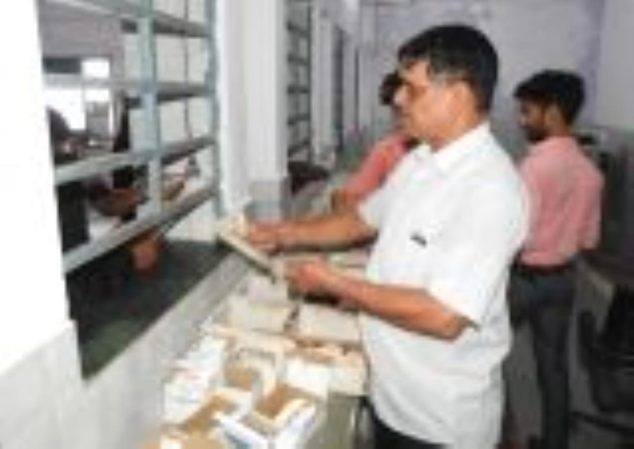 Siddharthnagar News : Now the envelope will tell you the rules for consuming medicine