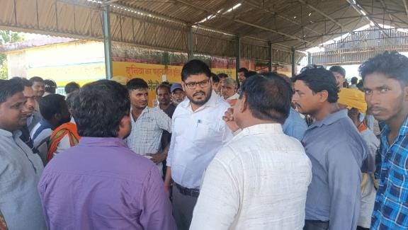 Siddharthnagar News : Jam imposed over fertilizer